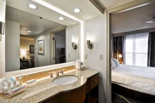 Homewood Suites by Hilton Phoenix-Biltmore - image 26