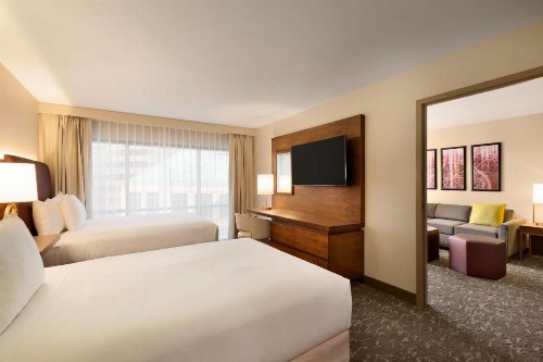 Embassy Suites by Hilton Phoenix Downtown North - image 25