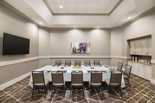 Embassy Suites by Hilton Phoenix Downtown North - image 35