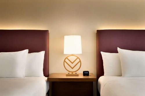 Embassy Suites by Hilton Phoenix Downtown North - image 39