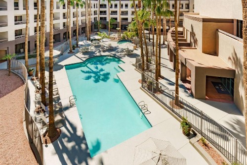 Hilton Phoenix Airport - image 12