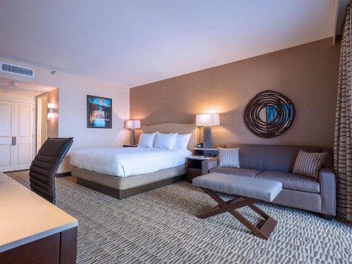 Hilton Phoenix Airport - image 22