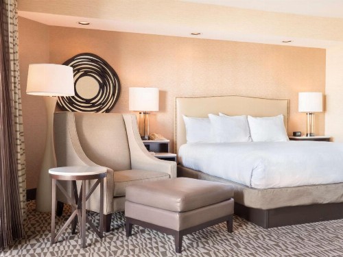 Hilton Phoenix Airport - image 24