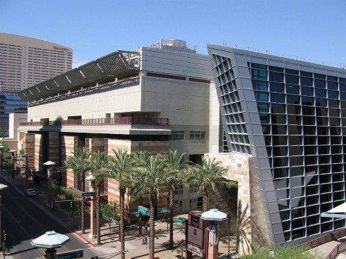 Hilton Phoenix Airport - image 3