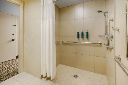 Hilton Phoenix Airport - image 30
