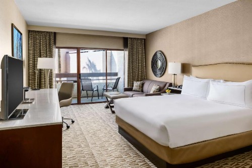 Hilton Phoenix Airport - image 36