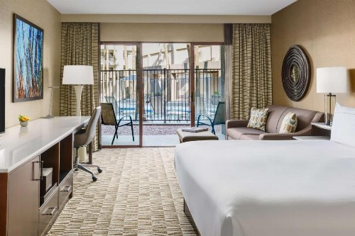 Hilton Phoenix Airport - image 48