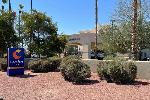 Comfort Inn I-10 West at 51st Ave - image 2