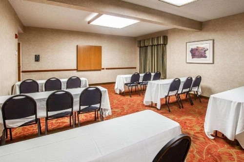 Comfort Inn I-10 West at 51st Ave - image 24