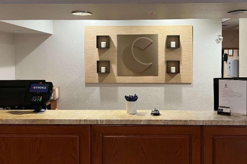Comfort Inn I-10 West at 51st Ave - image 6