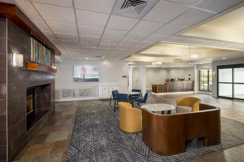 Homewood Suites by Hilton Phoenix North-Happy Valley - image 10