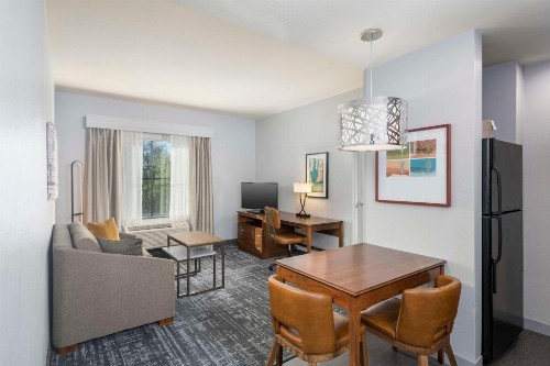 Homewood Suites by Hilton Phoenix North-Happy Valley - image 8