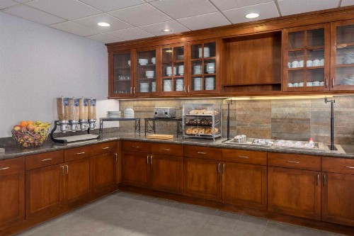 Homewood Suites by Hilton Phoenix North-Happy Valley - image 9