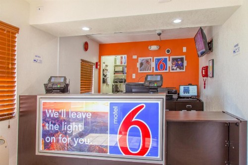 Motel 6-Phoenix AZ - Airport - 24th Street - image 25