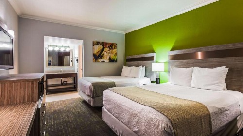 Best Western InnSuites Phoenix Hotel & Suites - image 46