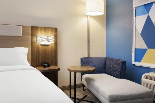 Ramada by Wyndham Phoenix Midtown - image 21