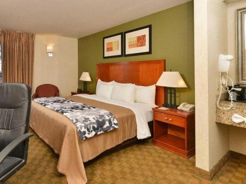 Sleep Inn Phoenix Sky Harbor Airport - image 17