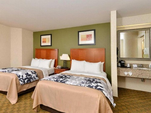 Sleep Inn Phoenix Sky Harbor Airport - image 30