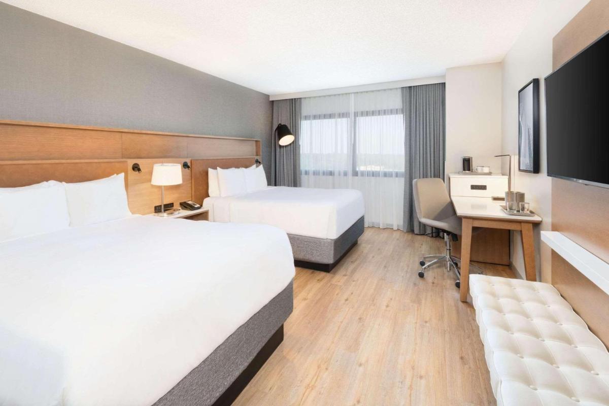 Radisson Hotel Phoenix Airport - image 2