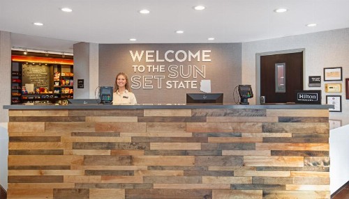 Hampton Inn Phoenix Airport North - image 18