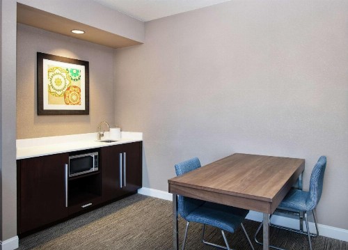 Hampton Inn Phoenix Airport North - image 32