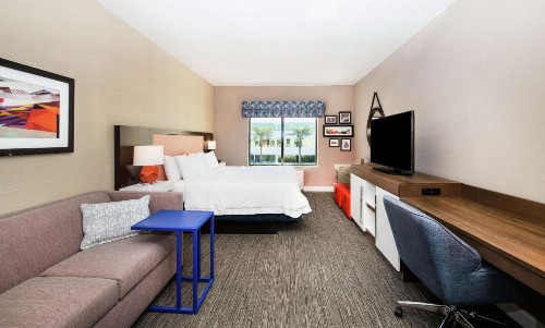 Hampton Inn Phoenix Airport North - image 8