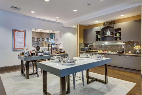 Hilton Garden Inn Phoenix Airport North - image 9