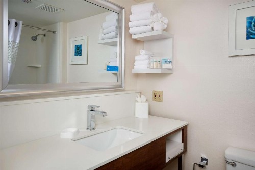 Hampton Inn Phoenix/Anthem - image 23