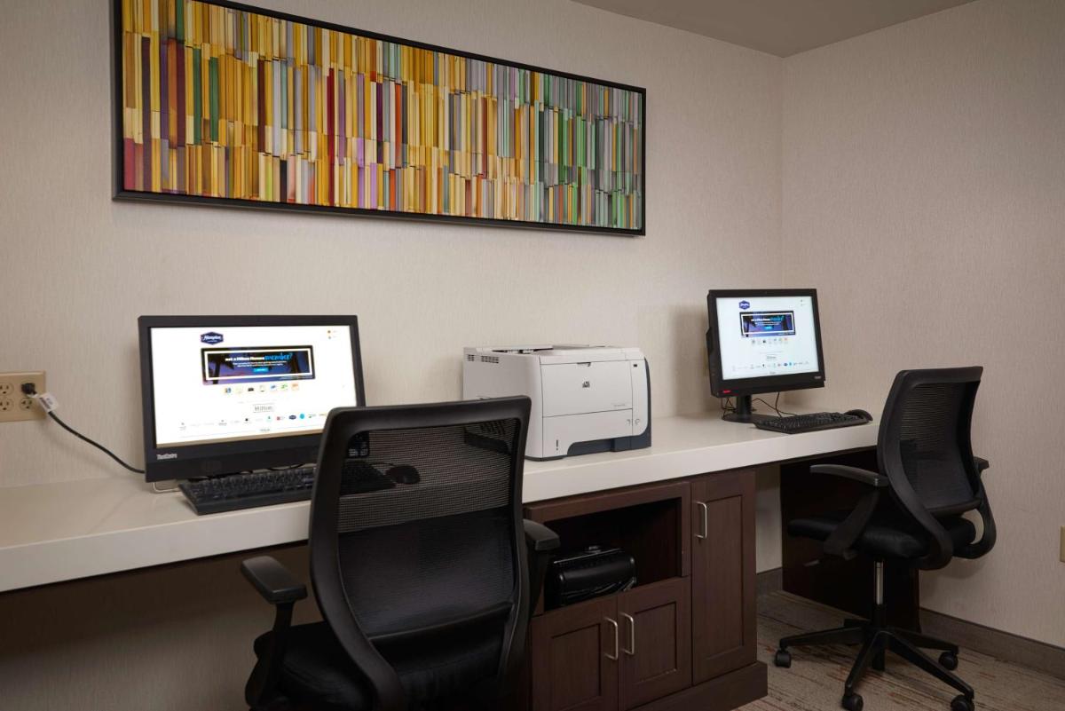 Hampton Inn Phoenix/Anthem - image 4