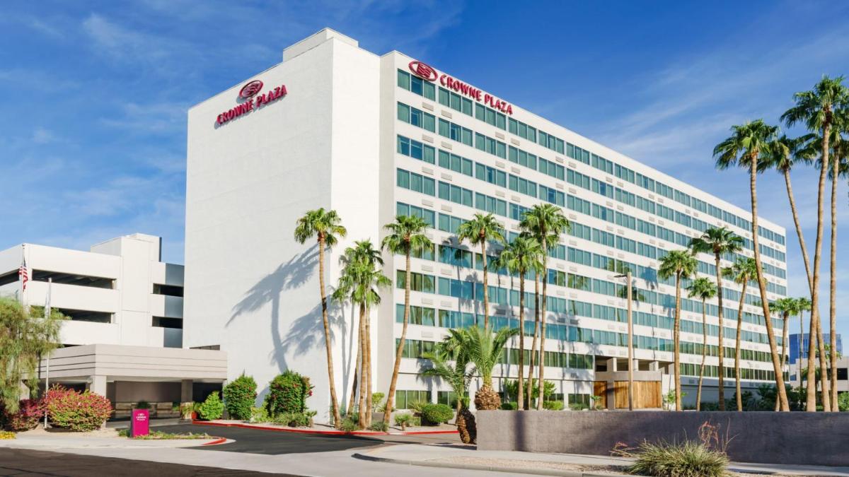 Crowne Plaza Phoenix Airport an IHG Hotel - main image