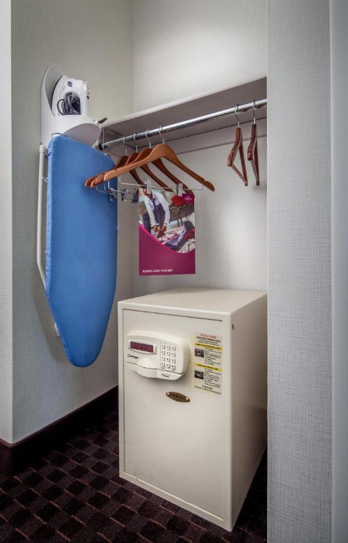 Crowne Plaza Phoenix Airport an IHG Hotel - image 16