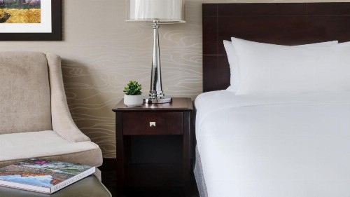 Crowne Plaza Phoenix Airport an IHG Hotel - image 27