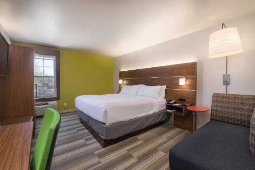 Holiday Inn Express Phoenix-Airport/University Drive an IHG Hotel - image 23