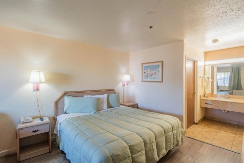 American Inn - image 22