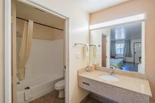 American Inn - image 27