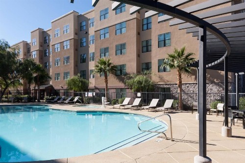 Courtyard Phoenix North / Happy Valley - image 23