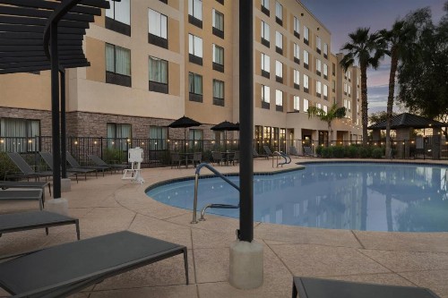 Courtyard Phoenix North / Happy Valley - image 29