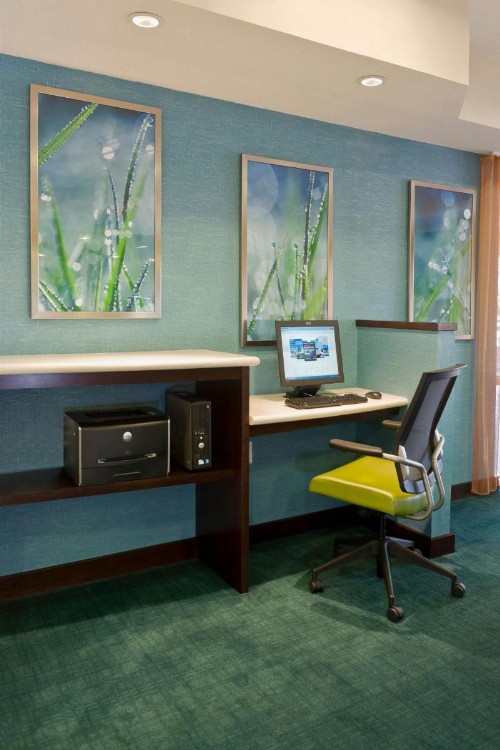 SpringHill Suites Phoenix North - image 12