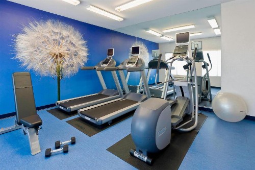 SpringHill Suites Phoenix North - image 14