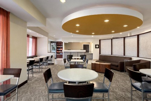 SpringHill Suites Phoenix North - image 9