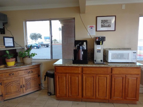 Knights Inn Fairground - image 30