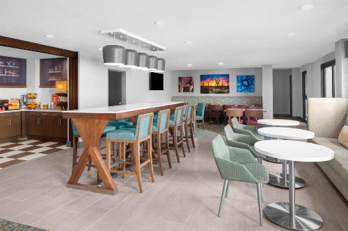 Hampton Inn Phoenix - Biltmore - image 31