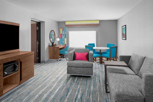 Hampton Inn Phoenix - Biltmore - image 34