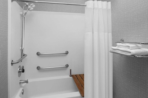 Hampton Inn Phoenix - Biltmore - image 35