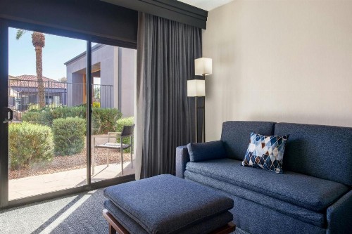 Courtyard by Marriott Phoenix Airport - image 15