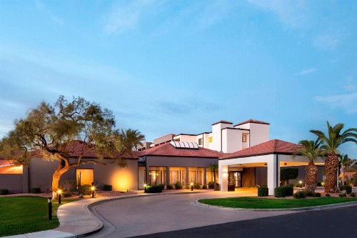 Courtyard by Marriott Phoenix Airport - image 3