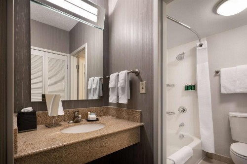 Sonesta Select Phoenix Camelback - image 19