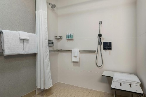 Courtyard by Marriott Phoenix North - image 17