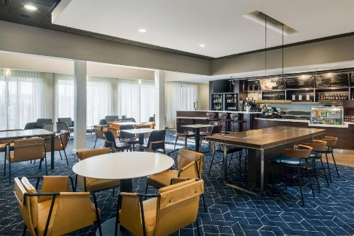 Courtyard by Marriott Phoenix North - image 25