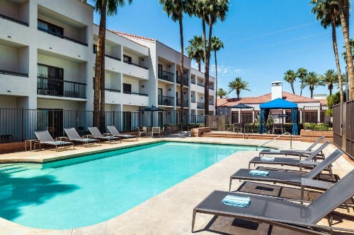 Courtyard by Marriott Phoenix North - image 28